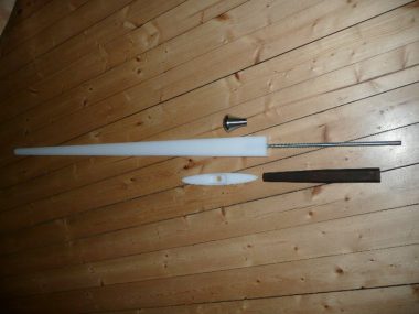 norrlandswastern-ls-hilt-construction (Review: Norrlands waster by Plastsmeden)