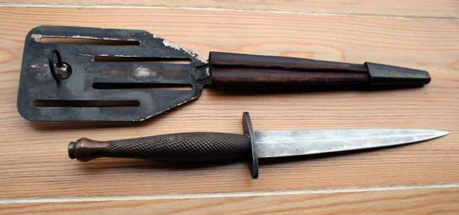 pancake03 (The KA-BAR and the Fairbairn-Sykes: two fighting children of different philosophies) pancake03 (The KA-BAR and the Fairbairn-Sykes: two fighting children of different philosophies)