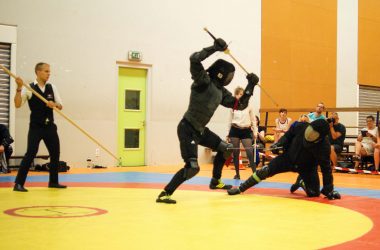  Arto Fama makes a half-sword thrust at the Dutch Lions Cup